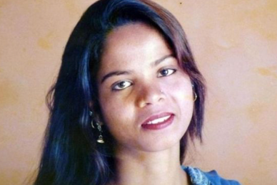 Persecuted Asia Bibi free to leave Pakistan