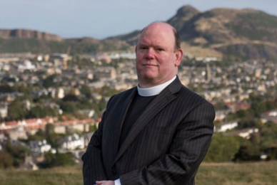 Church of Scotland backs homosexual unions